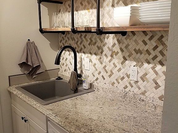 3rd image of 300 Mc Bride St #4 #4
