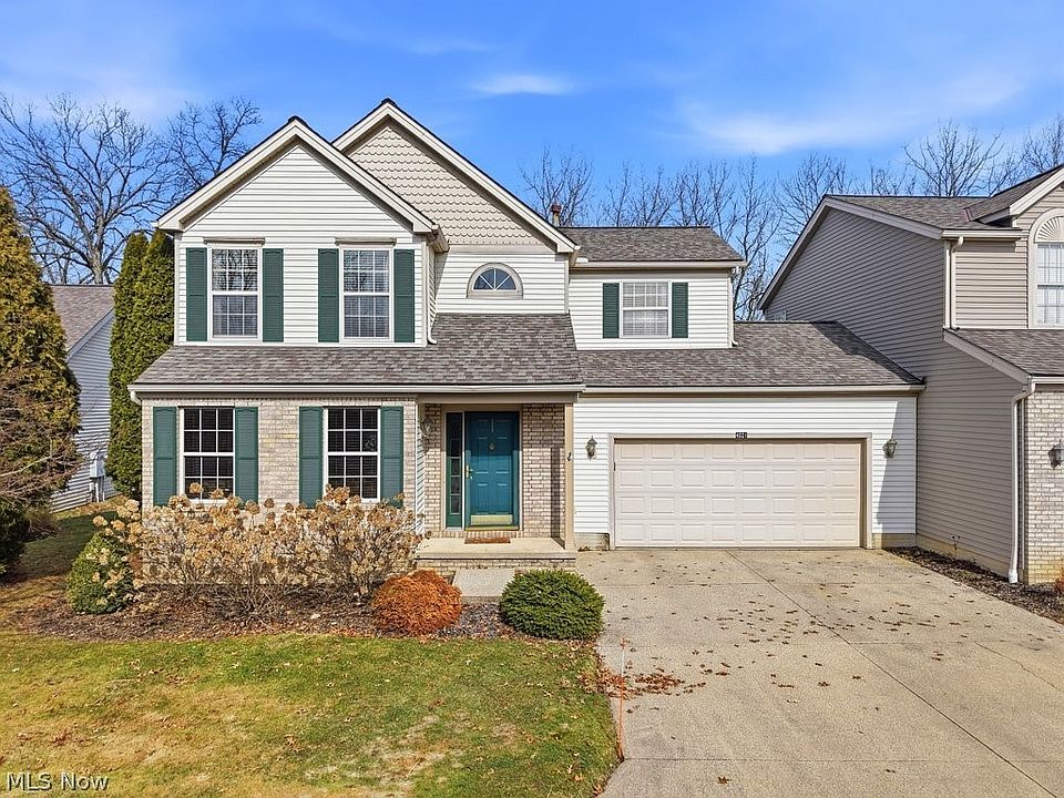 1st image of 4021 Falconswalk Ct #14