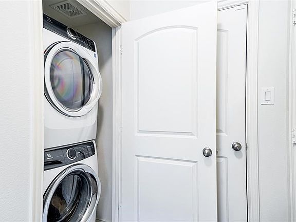 2nd image of 393 Jacob Ln