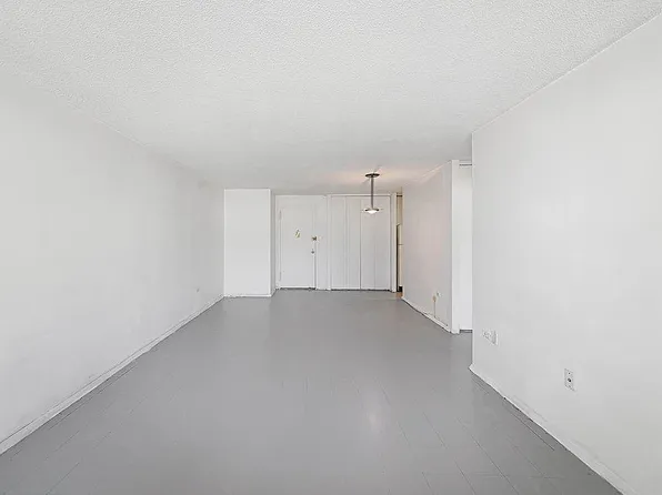 90 Gold St APT 15E, Manhattan, NY 10038