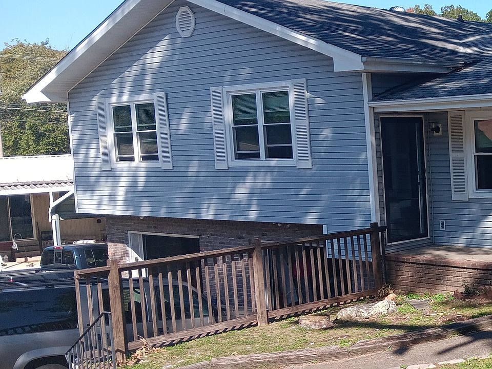1st image of 4746 Tessie Ln