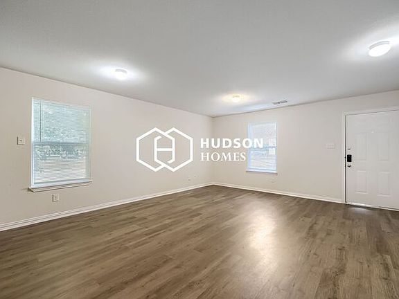 3rd image of 3865 Stalcup Rd