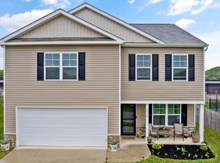 5020 Elm Brook Rd, Dandridge, TN 37725