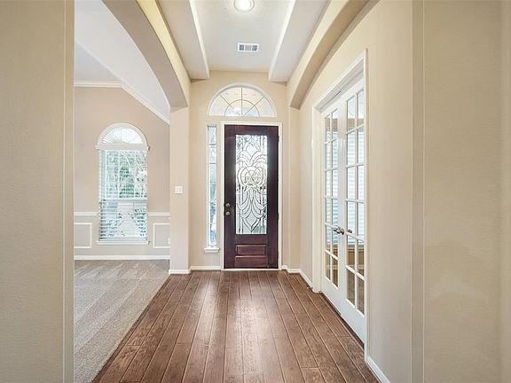 3rd image of 11302 Wooded Creek Ln