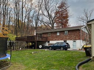 85 Orchard Rd, Fleetwood, PA 19522