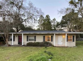 6806 Madison St, Milton, FL 32570