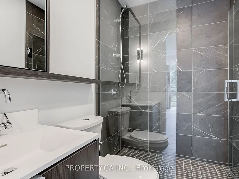 6 Greenbriar Rd #106 — Photo 31