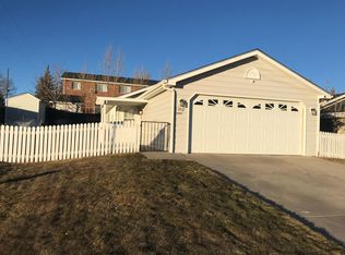 302 Arbor Ln, Cheyenne, WY 82009