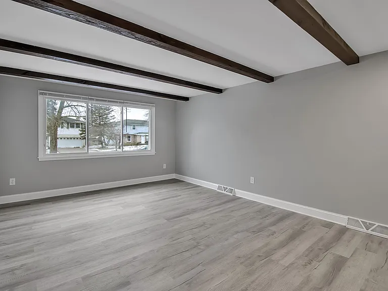 311 Sundridge Dr #1 — Photo 2