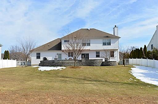 2nd image of 14 Oak Hill Dr