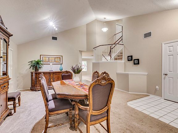 4th image of 15432 Quinley Dr