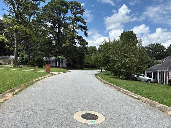 5th image of 1161 Flat Shoals Rd