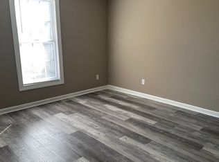 107 Commerce Dr #1, Berea, KY 40403