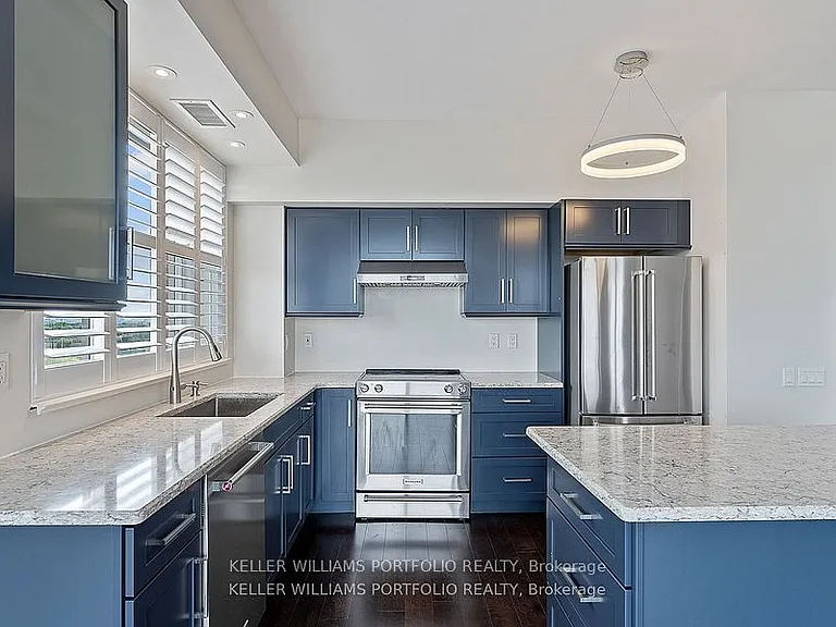 2 Clairtrell Rd #1210 — Photo 8