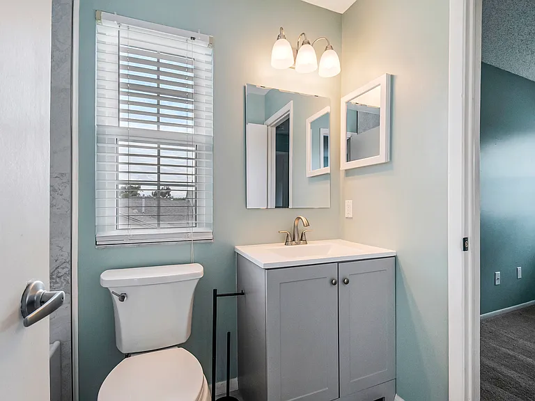 1025 Wentworth Ct — Photo 22