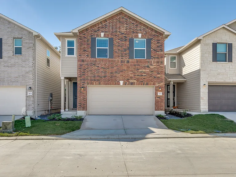 14839 Vance Jackson Rd #304 — Photo 2