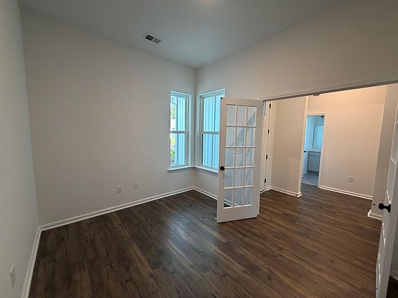 3rd image of 259 Anna Marie Way