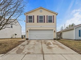 10613 Glenayr Dr, Camby, IN