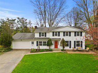 47 Leonard Cres, Penfield, NY 14526