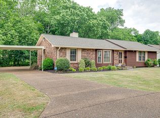 130 Holly Dr, Hendersonville, TN 37075