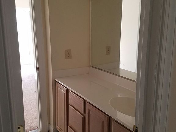 Full bathroom for bedroom one