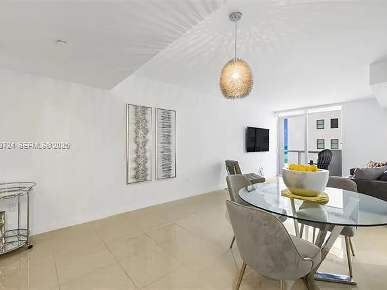 6365 Collins Ave #805 — Photo 5