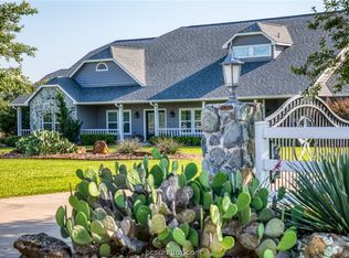 8341 Jared Rd, Bellville, TX 77418