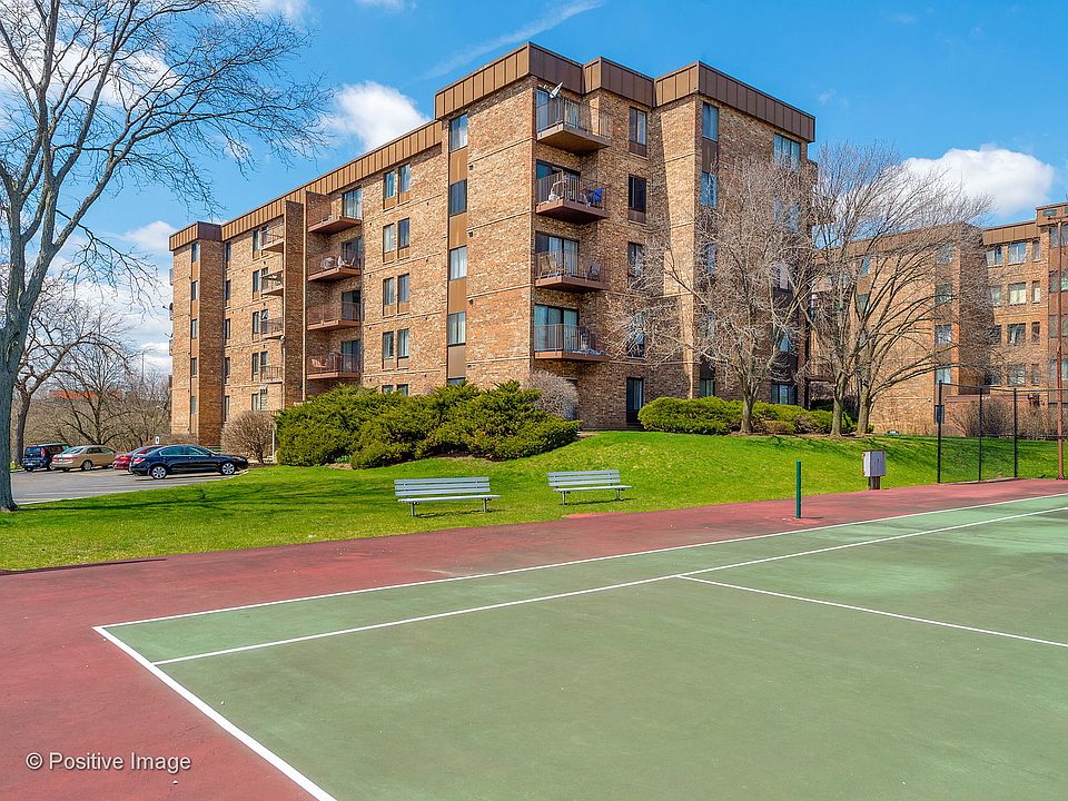 1st image of 425 Walnut Creek Ln Unit 1208