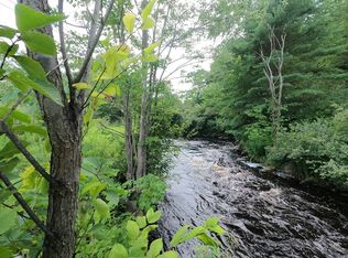 3 Mill St, Baldwinville, MA 01436