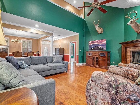 4th image of 7903 McClure Dr
