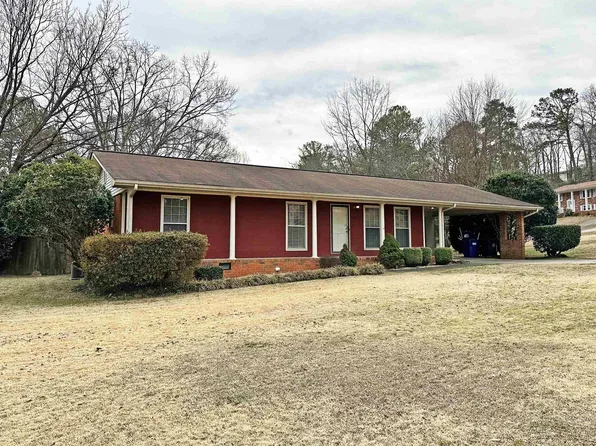 5127 Shane Dr, Anniston, AL 36206