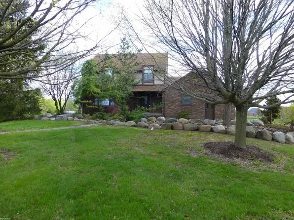 67320 Hartway Rd, Ray, MI 48096