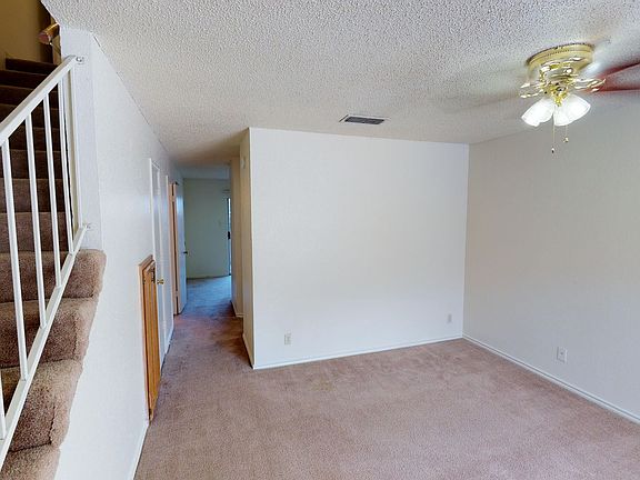 3rd image of 705-709 W Mulberry St #1