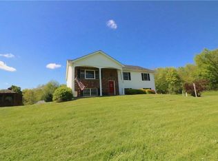 99 Neelytown Rd, Campbell Hall, NY 10916