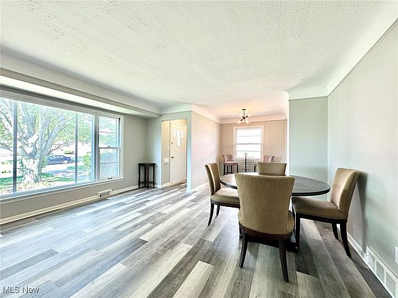 2nd image of 176 Willard Ave