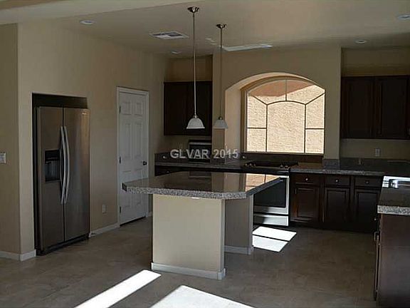 4th image of 8340 Langhorne Creek St