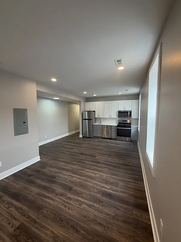 Building Photo - 1815 S 23rd St #2