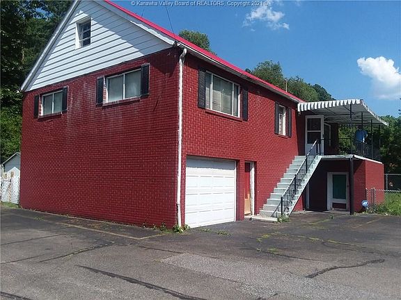 2nd image of 2296 Sissonville Dr