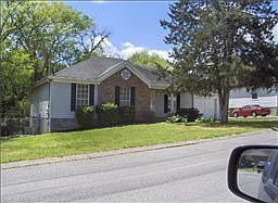 1st image of 2725 Park Dale Dr