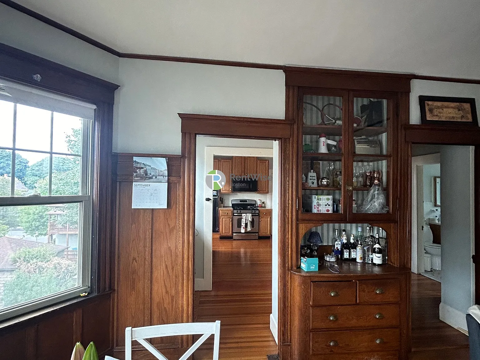 6 bed, 2.0 bath, $8,100 — Photo 3