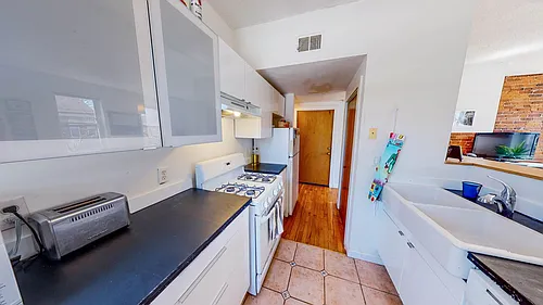 924 State St #1 Photo 1