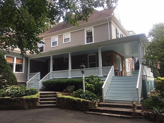 4th image of 85 Woodland Ave