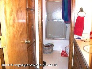 5th image of 1048 N Dwight St