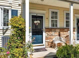 8 Pelican Pl, Thorofare, NJ 08086