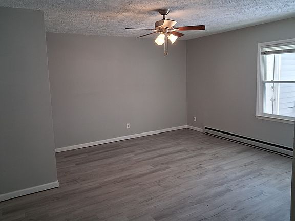 3rd image of 607 Mountain Ave APT 4