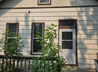 413 4th Ave NE, Barnesville, MN 56514