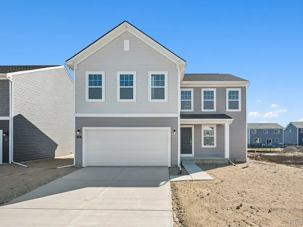 372 Edge Brook Dr, Holly, MI 48442