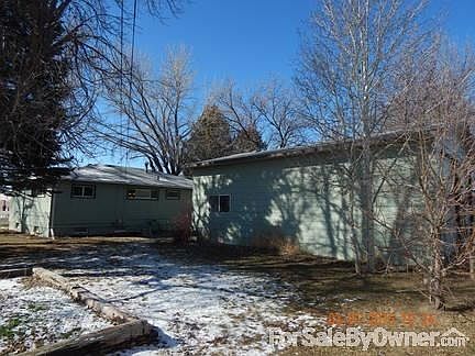 Nice Backyard
						:
						Mature trees, garden area, and well water for landscape needs.