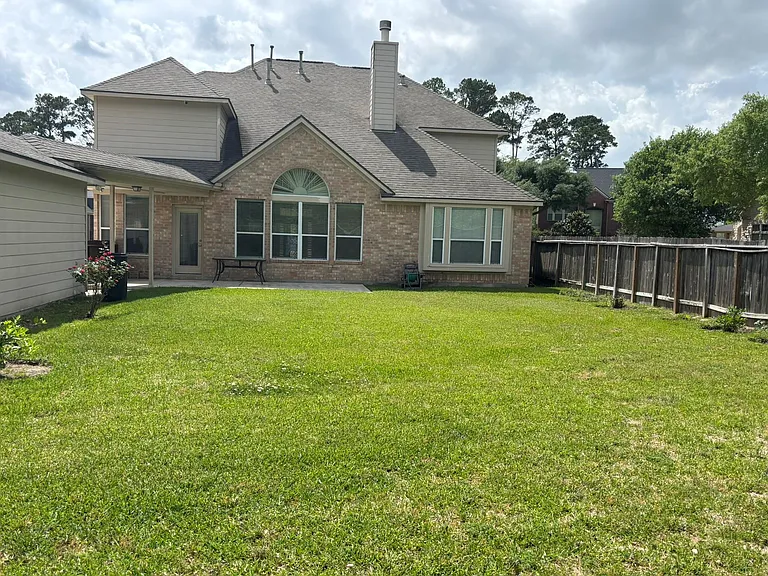 19538 Piney Lake Dr — Photo 33