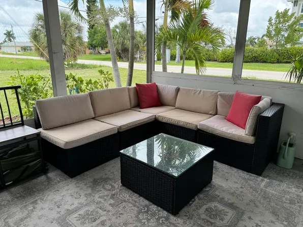 5204 Coronado Pkwy APT B, Cape Coral, FL 33904
